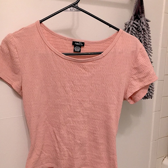 Blush pink woman’s crop top! - Picture 1 of 1